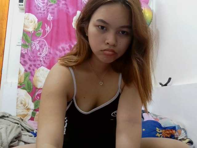 sweetiepiee live cam on BongaCams