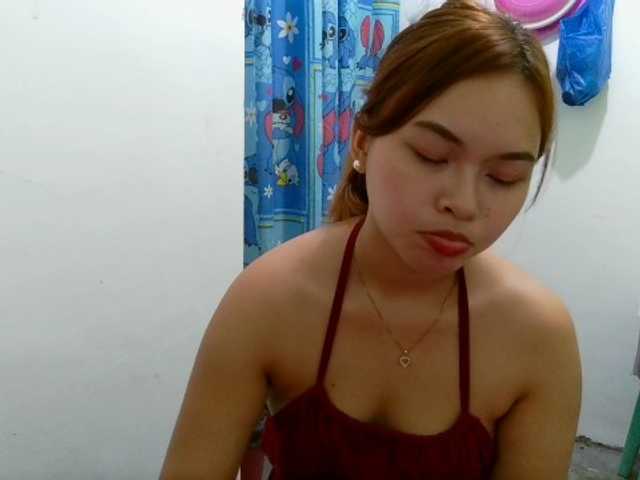 sweetiepiee live cam on BongaCams