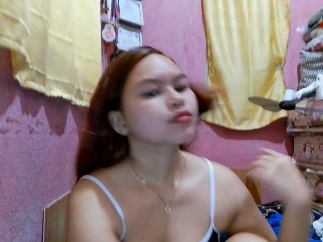 sweetiepiee live cam on BongaCams