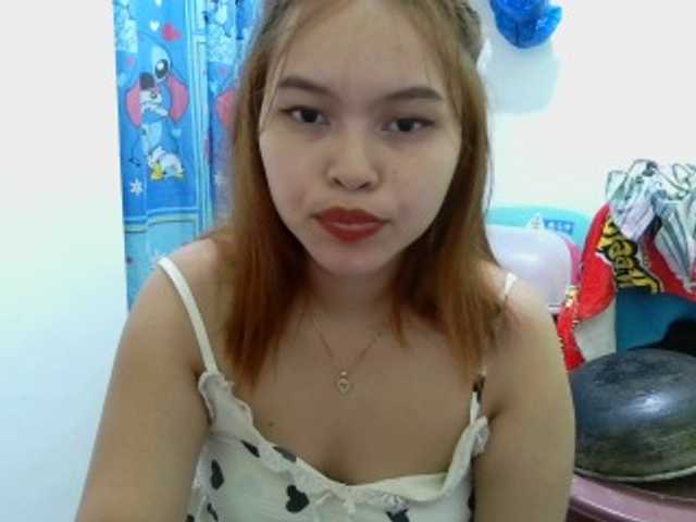 sweetiepiee live cam on BongaCams