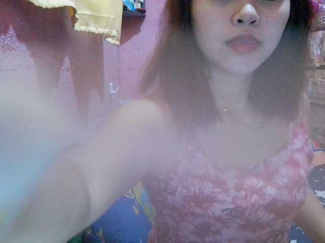 sweetiepiee live cam on BongaCams