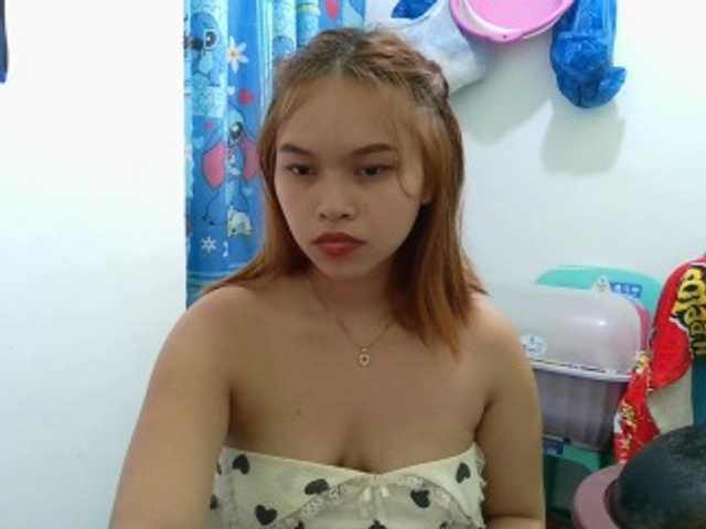 sweetiepiee live cam on BongaCams