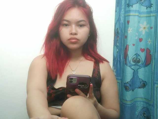 sweetiepiee live cam on BongaCams