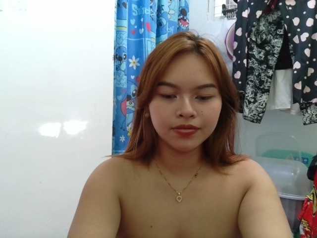 sweetiepiee live cam on BongaCams