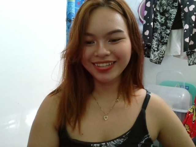 sweetiepiee live cam on BongaCams