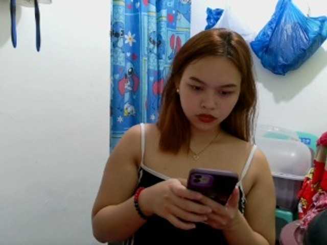 sweetiepiee live cam on BongaCams