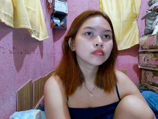 sweetiepiee live cam on BongaCams
