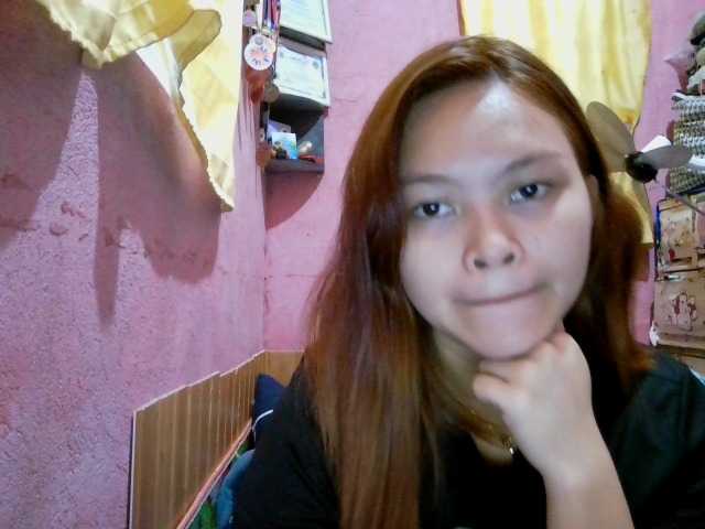sweetiepiee live cam on BongaCams