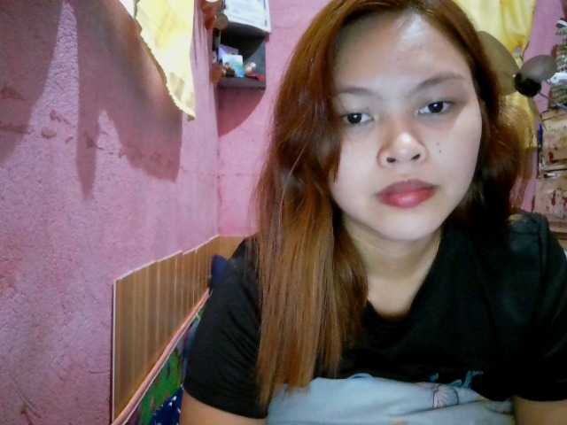 sweetiepiee live cam on BongaCams