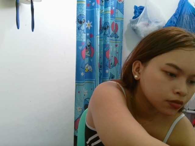 sweetiepiee live cam on BongaCams