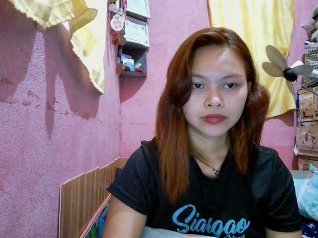 sweetiepiee live cam on BongaCams