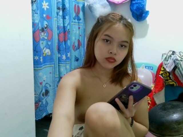 sweetiepiee live cam on BongaCams