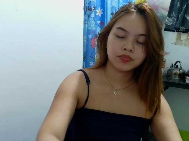 sweetiepiee live cam on BongaCams
