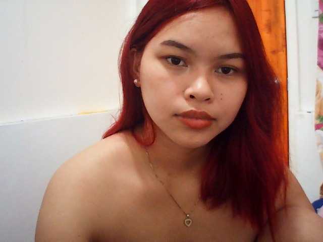 sweetiepiee live cam on BongaCams