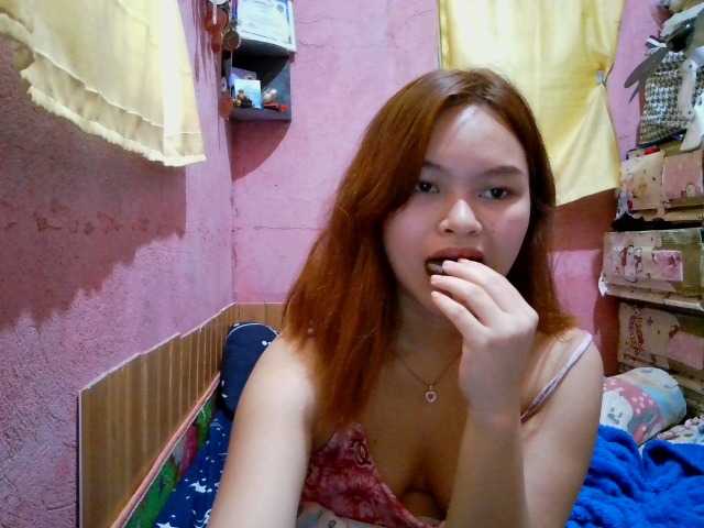 sweetiepiee live cam preview
