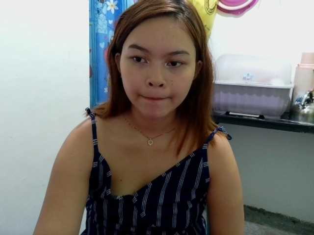 sweetiepiee live cam on BongaCams