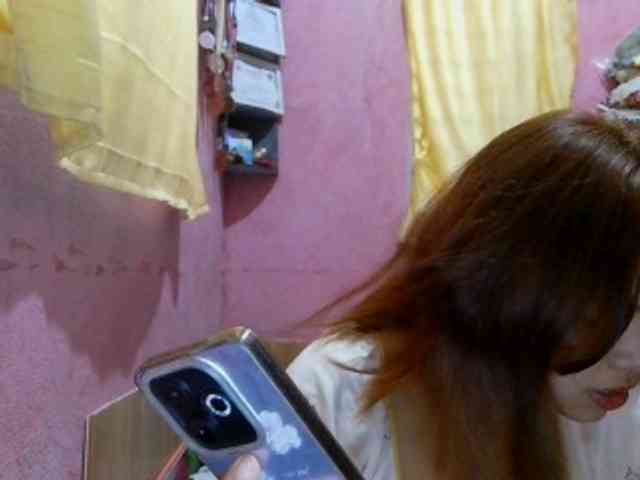 sweetiepiee webcam