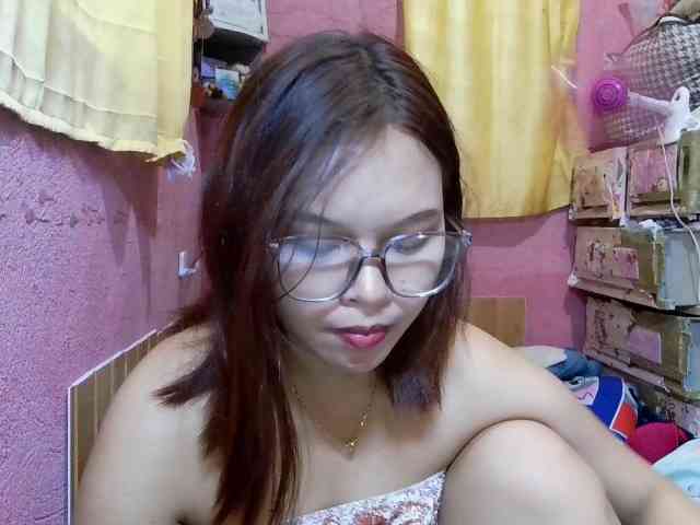 sweetiepiee webcam