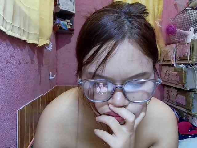 sweetiepiee webcam