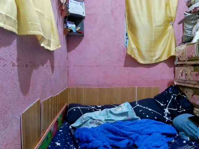 sweetiepiee's webcam live show