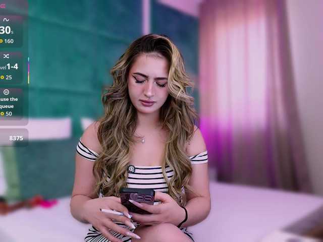 LucyLexton live cam on BongaCams