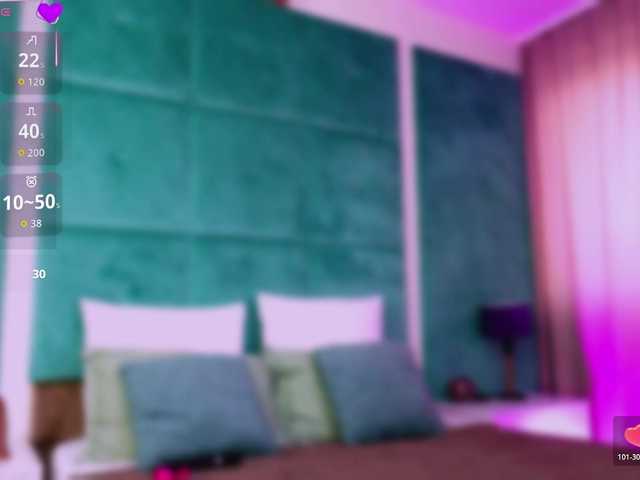 LucyLexton live cam on BongaCams