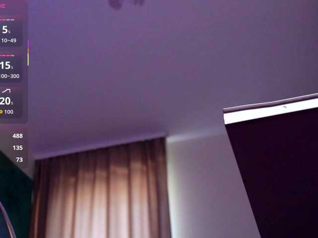 LucyLexton live cam on BongaCams