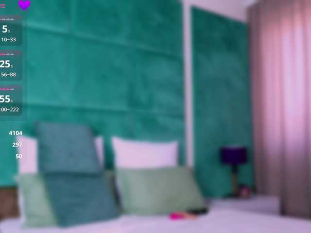 LucyLexton live cam on BongaCams