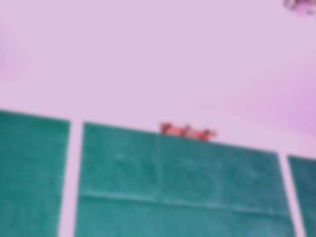 LucyLexton live cam on BongaCams