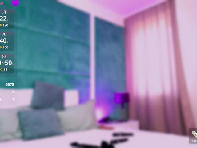 LucyLexton live cam on BongaCams
