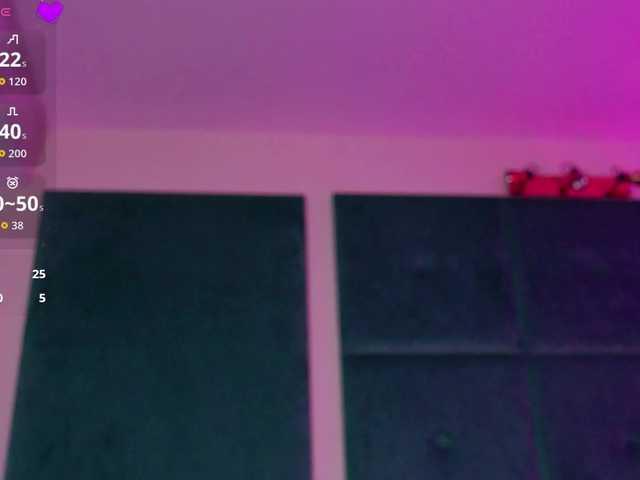 LucyLexton live cam on BongaCams