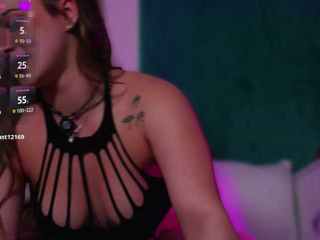 LucyLexton live cam on BongaCams