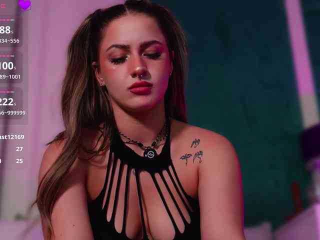 LucyLexton webcam