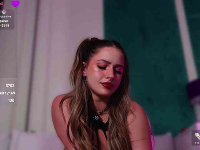 LucyLexton webcam