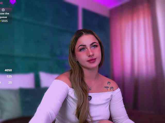 LucyLexton webcam