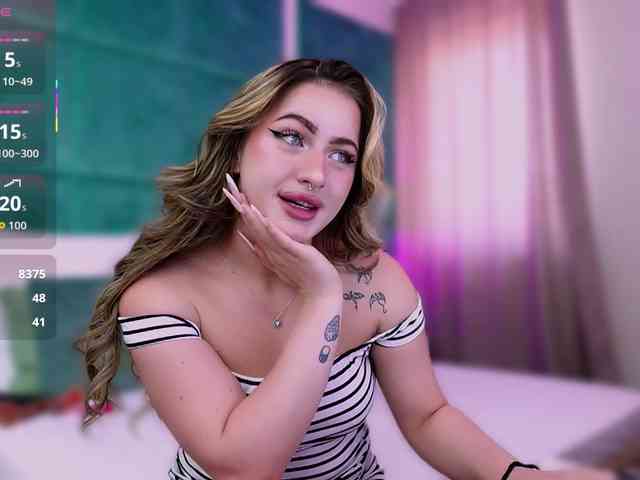 LucyLexton webcam