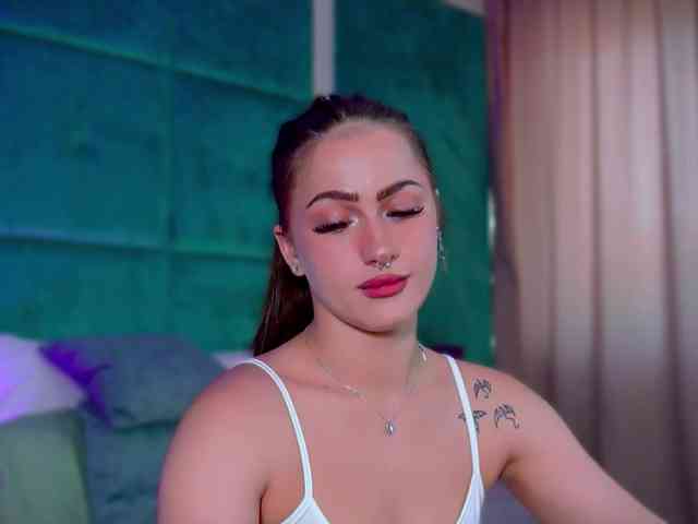 LucyLexton webcam