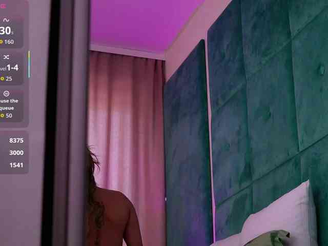 LucyLexton webcam