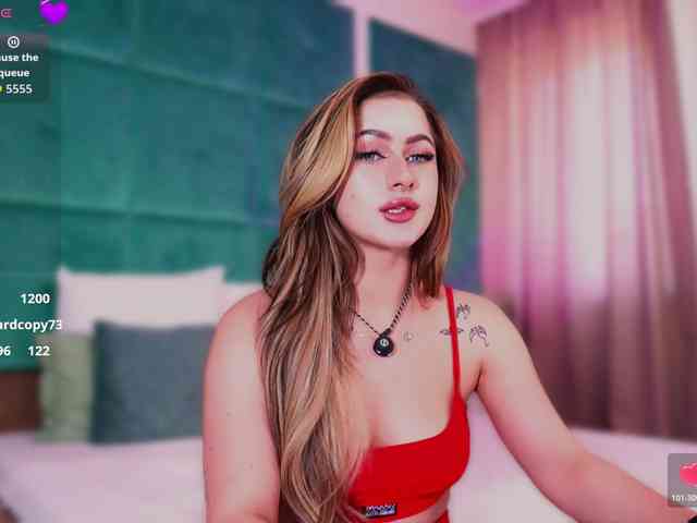 LucyLexton webcam
