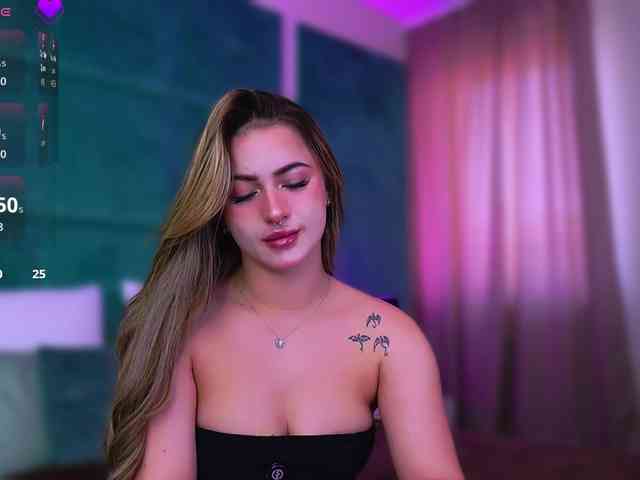 LucyLexton webcam