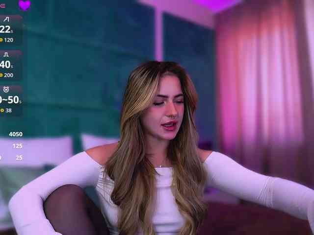 LucyLexton webcam