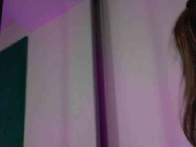 LucyLexton webcam