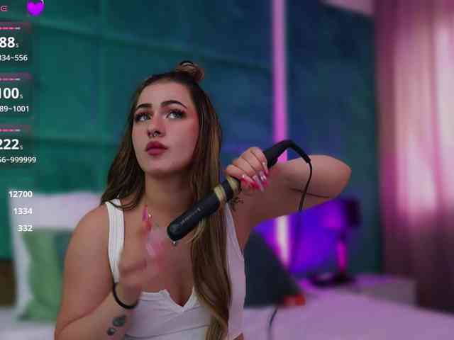 LucyLexton webcam