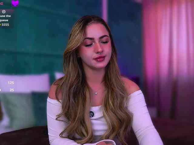 LucyLexton webcam