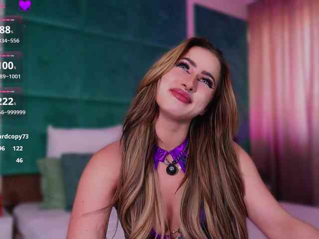 LucyLexton webcam