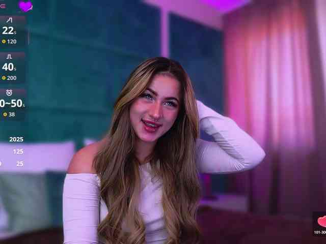 LucyLexton webcam