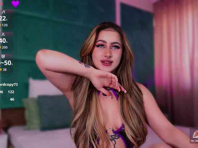 LucyLexton webcam