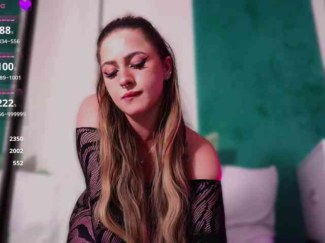 LucyLexton webcam