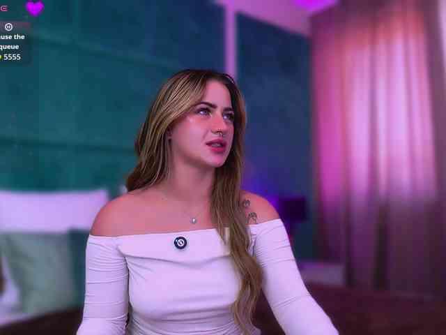 LucyLexton webcam