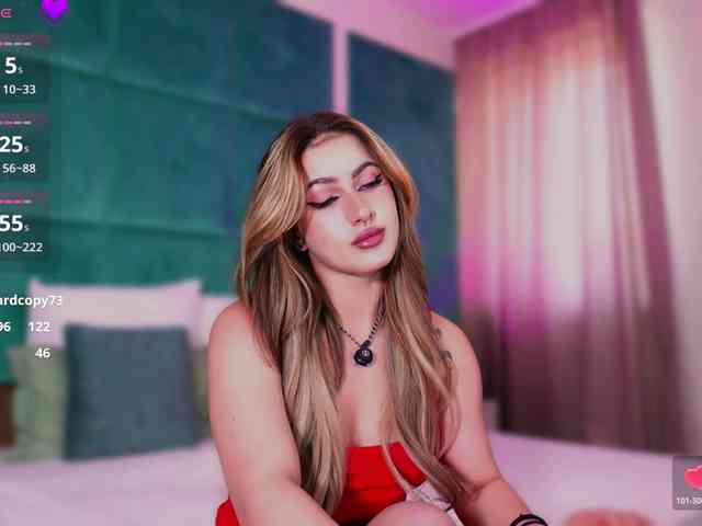 LucyLexton webcam